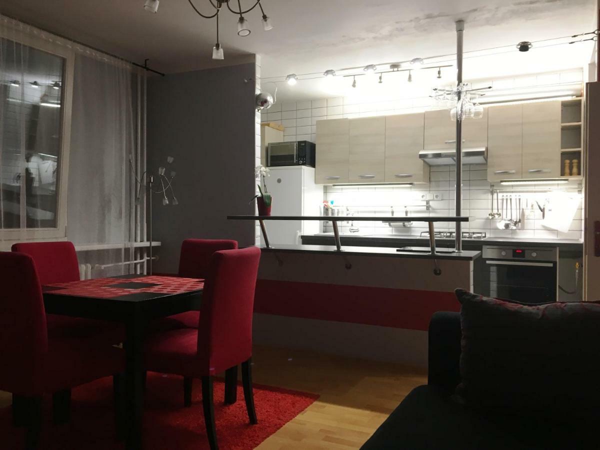 Apartment Scirocco Prague - Two Bedroom Apartment Εξωτερικό φωτογραφία