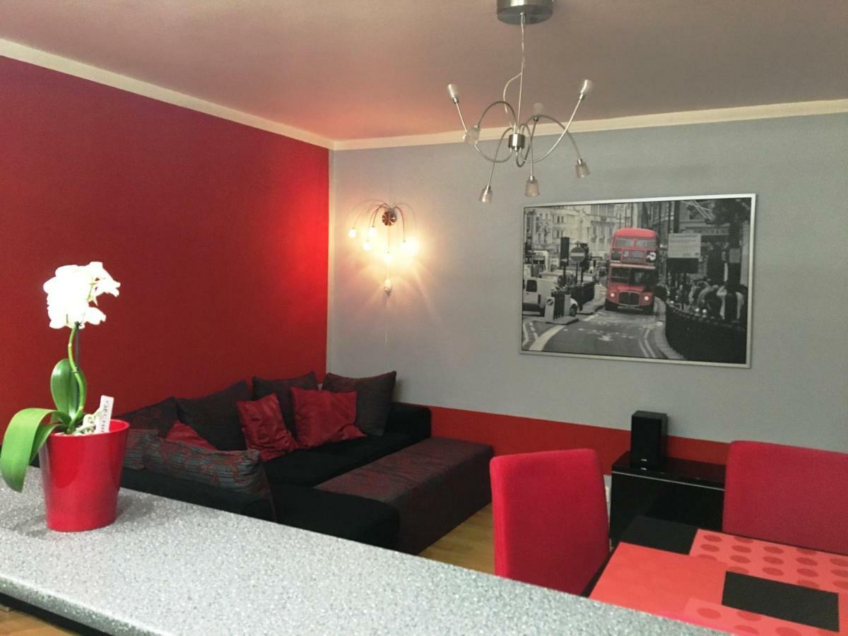 Apartment Scirocco Prague - Two Bedroom Apartment Εξωτερικό φωτογραφία